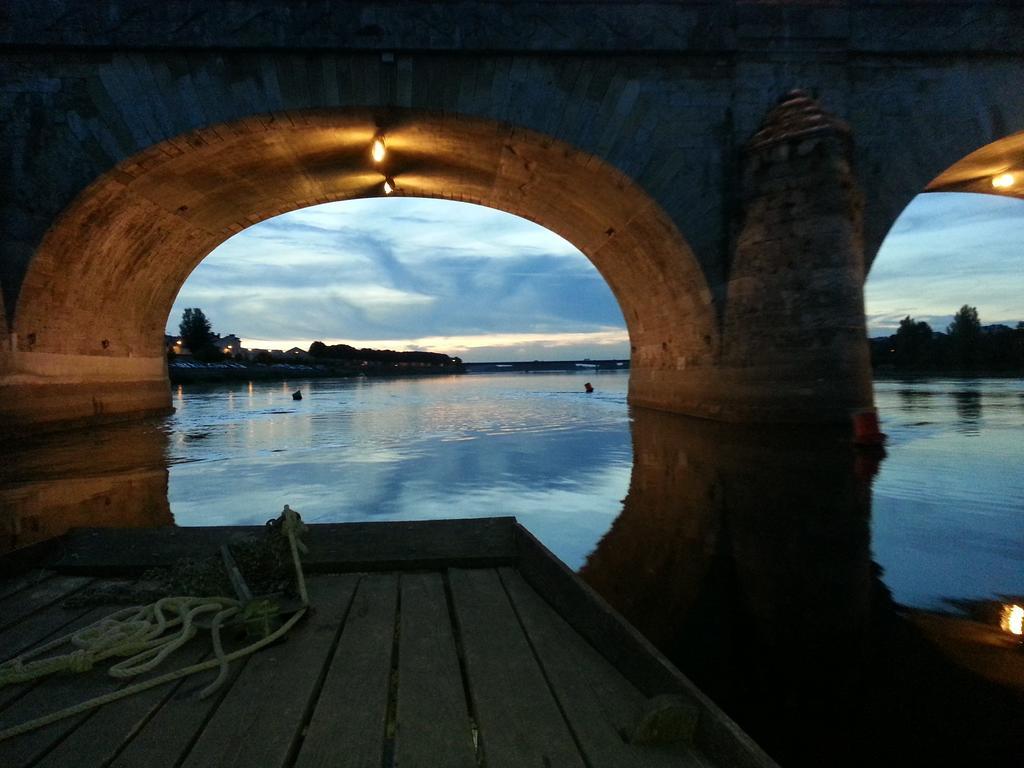 Different Holidays Saumur Exterior foto