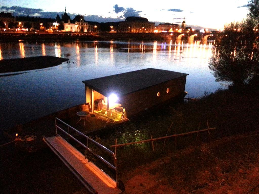 Different Holidays Saumur Exterior foto