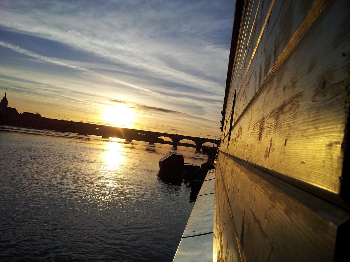 Different Holidays Saumur Exterior foto